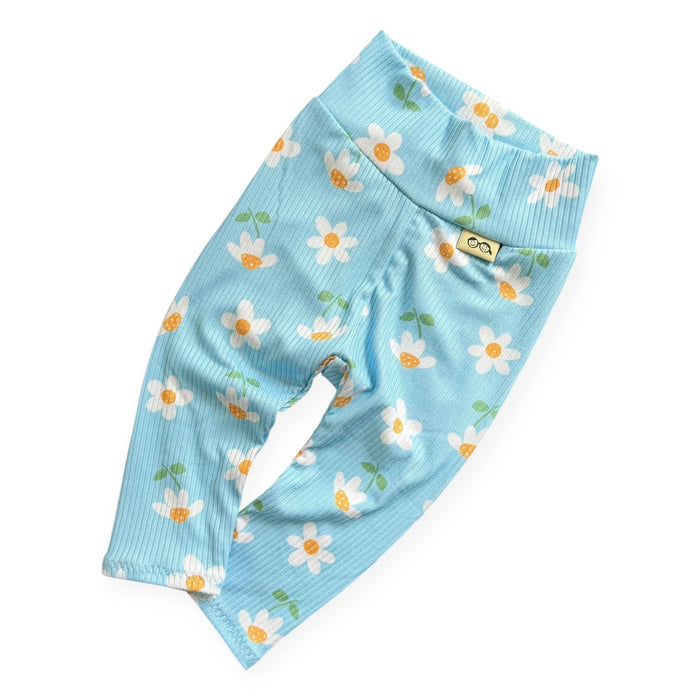 Blue Sky Daisies Ribbed Leggings