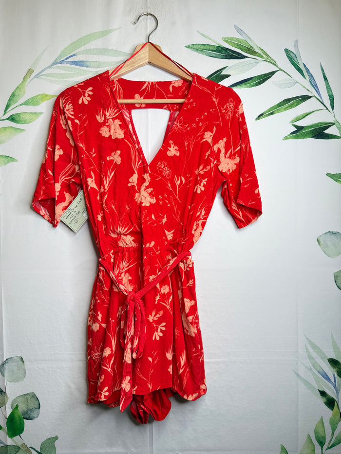 CLEARANCE Gentle Fawn Keyhole Short Sleeve Romper (S)