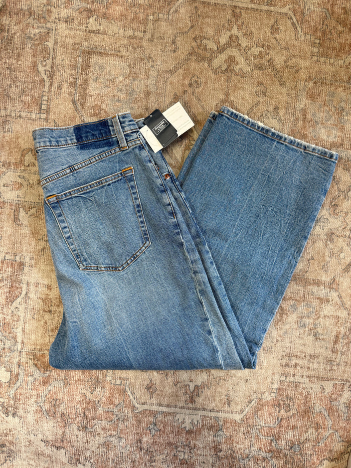 Abercrombie Crop Wide Leg Ultra HR Jeans (32x26)