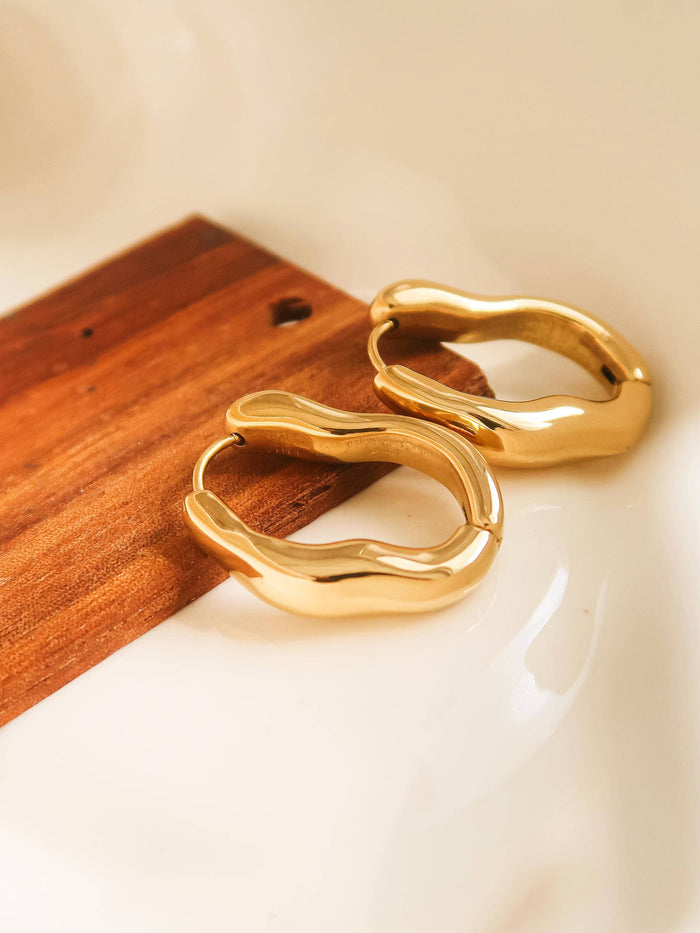 flanerie by maiq flanerie by maiq darcy 18k gold non tarnish oval hoop earring