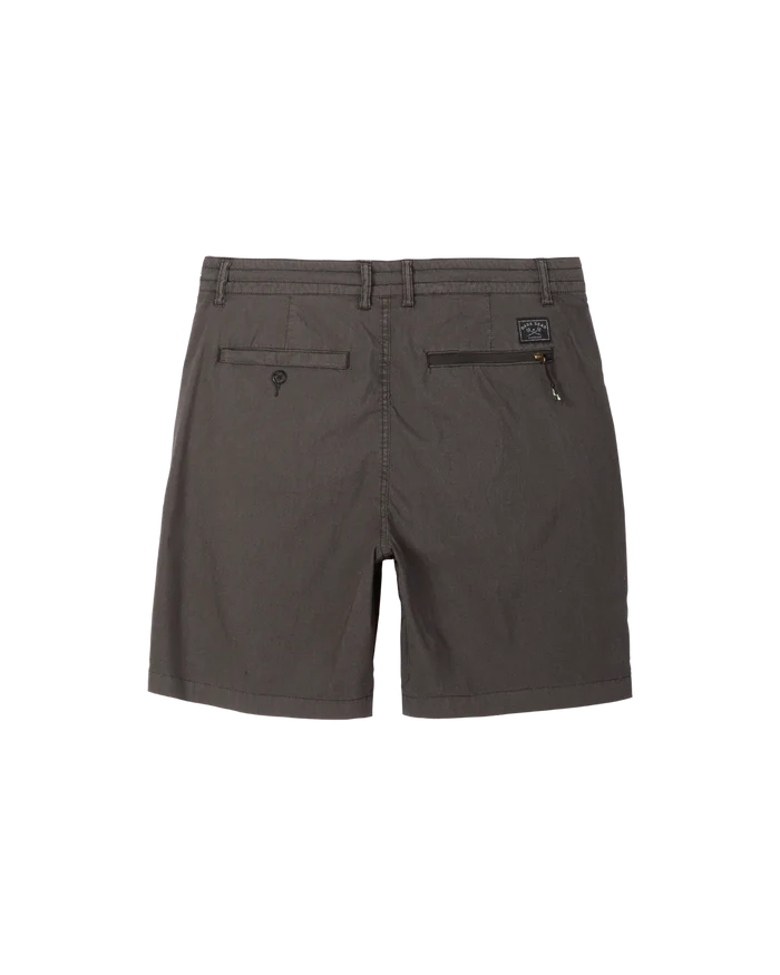 Close-up of Dark Seas Hydrochino Short mesh pocket and waistband detail