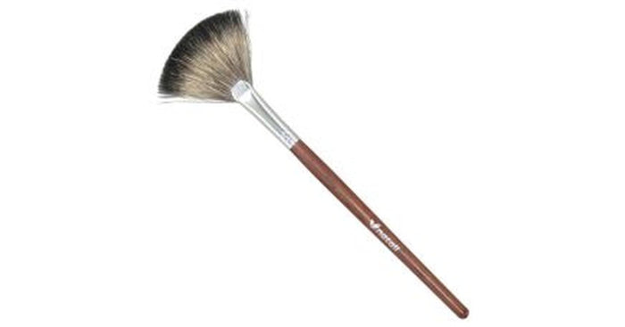 Natali Finishing Fan Brush (badger hair)