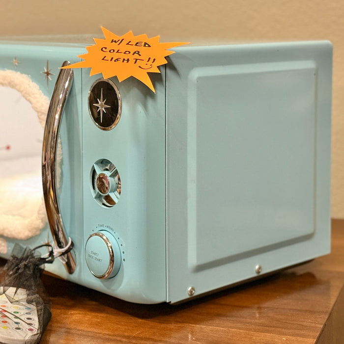Retro Microwave Cat Cave