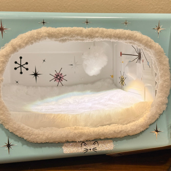 Retro Microwave Cat Cave
