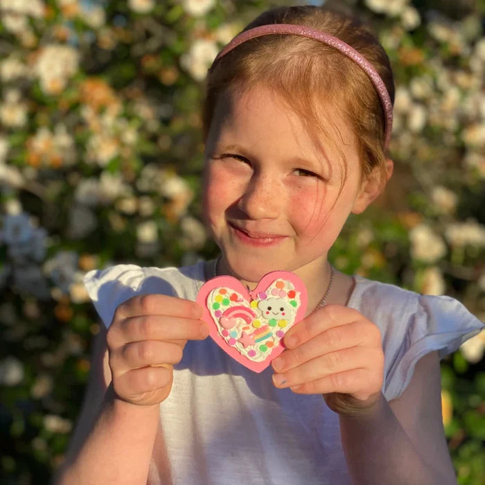 Tiger Tribe Decorama DIY Heart Necklace Kit