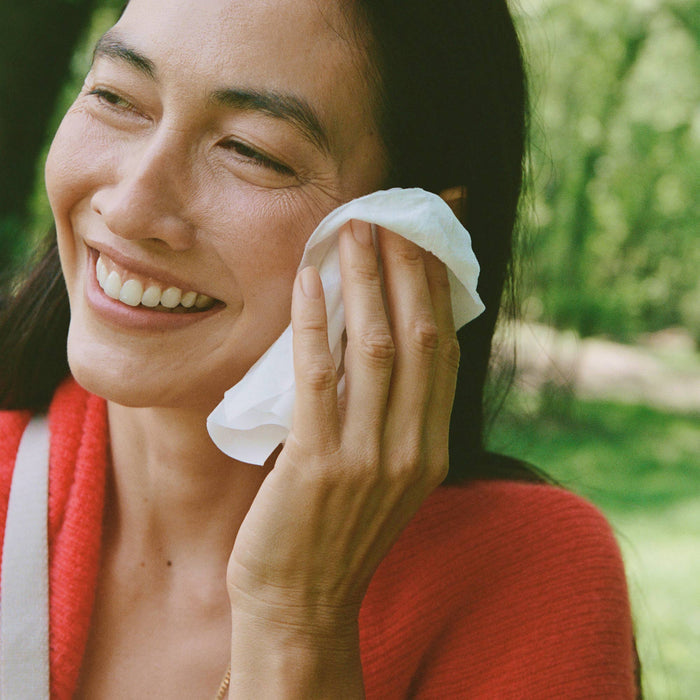 Essential Face Wipes - Ursa Major - Living with Ivey